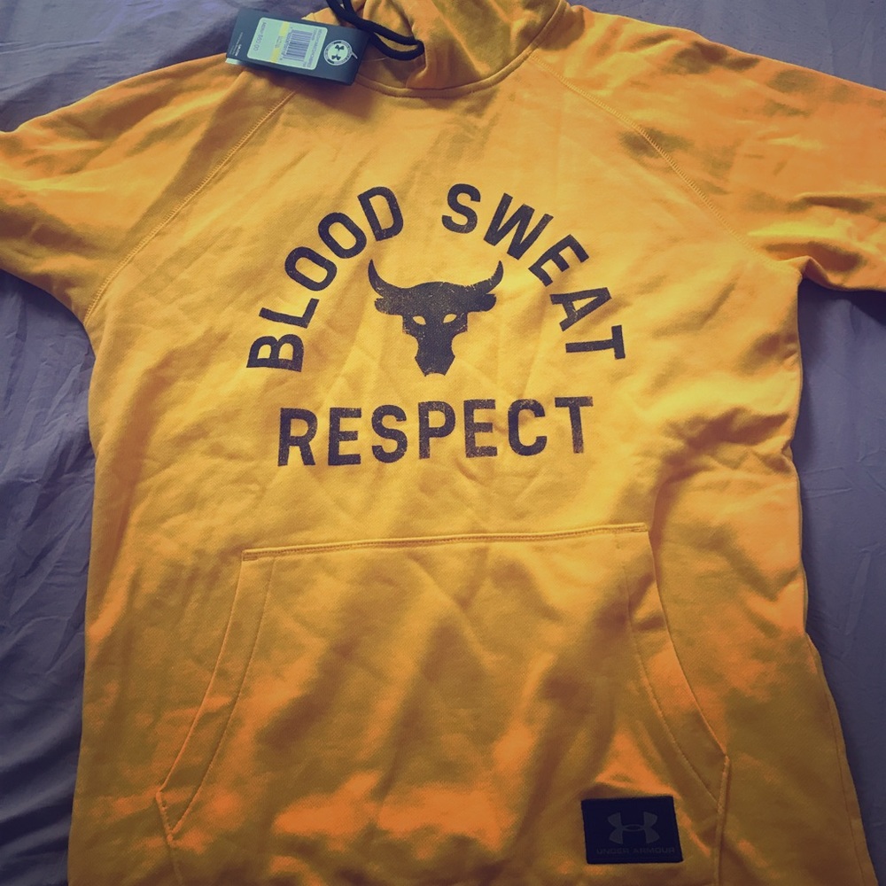 UA X Project Rock “Chase Greatness”Limited edition